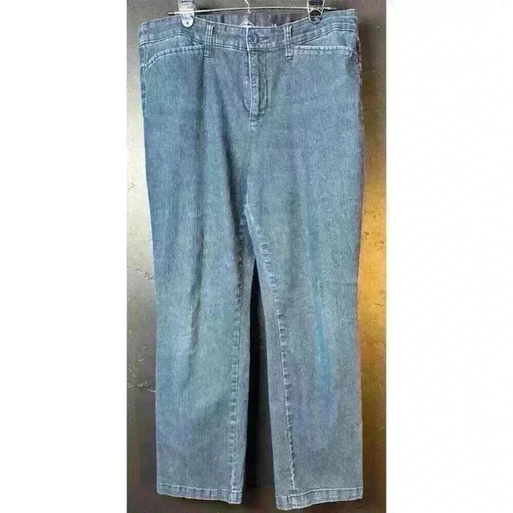 St John's Bay Jeans Women's size 14 Straight Leg High Rise Stretch - Picture 2 of 9